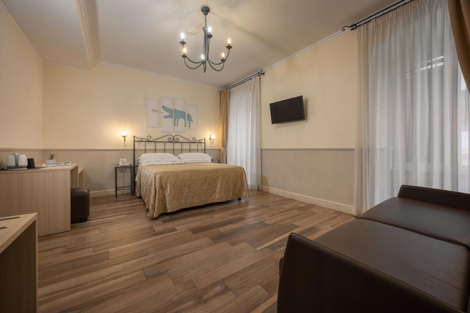 Hotel Flavia — Photos 1